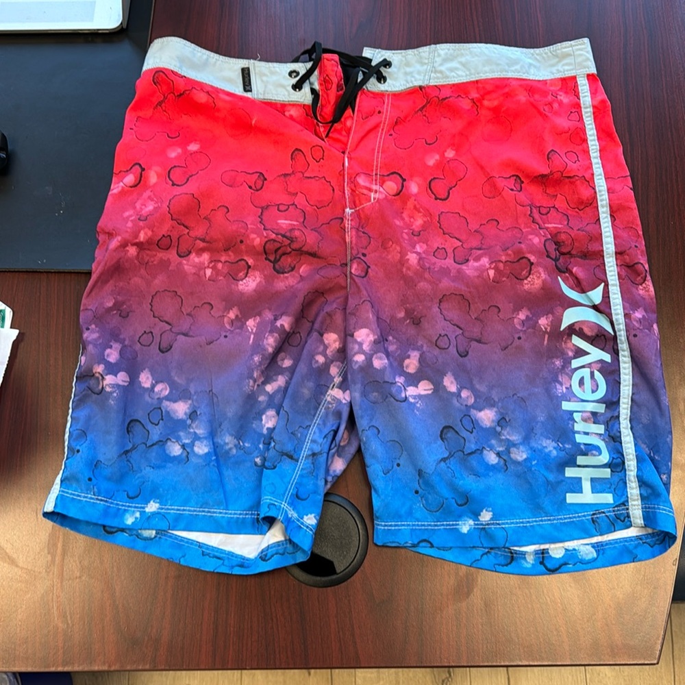 Men’s medium Hurley swim shorts